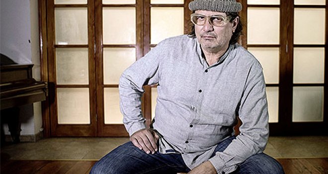 Oglasio se Rambo Amadeus: Dotičnu gospođicu sam pljesnuo, pipnuo ili štipnuo po dupetu, ali ne seksualno!