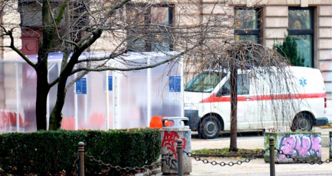 Skoro 1.500 pacijenata u danu potražili pomoć u COVID ambulantama