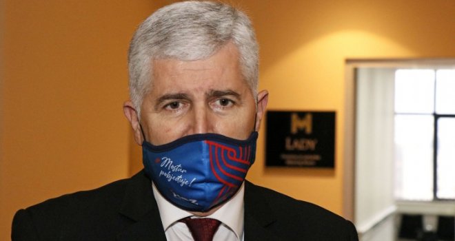 Jasno je da je nešto negdje zapisao, a je li baš onako kako se predočava javnosti… Toliko o tome ima li ga ili nema...