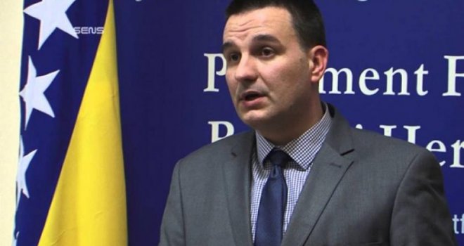 Aner Žuljević održao lekciju Sebiji Izetbegović: Ginekologinja tumači ekonomske pojave, nesvjesna da njen bivši premijer... 