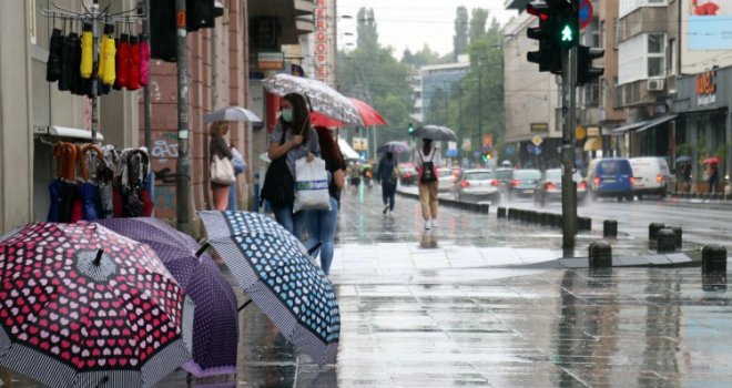 FHMZ izdao narandžasto upozorenje: Očekuju nas obilne padavine, moguće poplave
