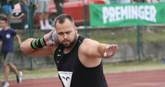 Kraj takmičenja i za Mesuda Pezera, sa dužinom od 19,03 metra nije se uspio plasirati u finale