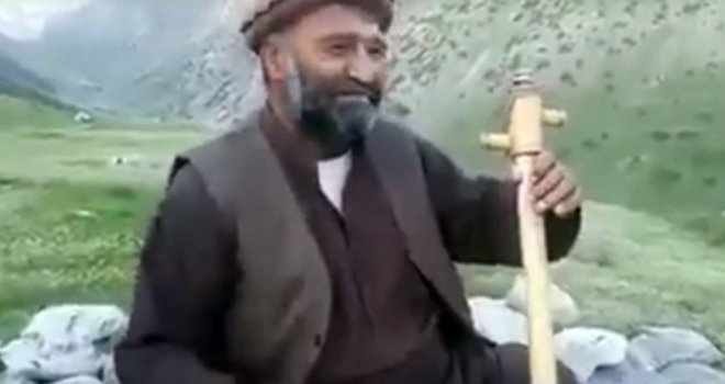 Nekoliko dana nakon što su najavili da će muzici u javnosti doći kraj, talibani brutalno ubili pjevača 