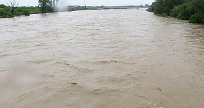 Prijete li nove bujične poplave? Nastavlja se rast vodostaja Bosne i Drine