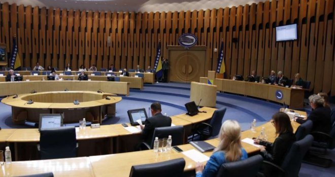 Dom naroda PSBiH danas o dva prijedloga izmjena Zakona o akcizama BiH