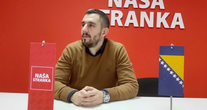 Vibor Handžić: Nije performans otjerao 100 hiljada ljudi iz BiH, ali jeste korupcija