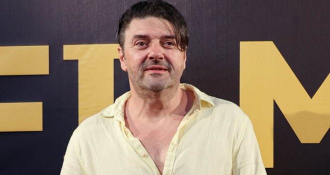 Šta se dogodilo sa poznatim glumcem? Pokazao novu liniju koja ga je podmladila za 10 godina