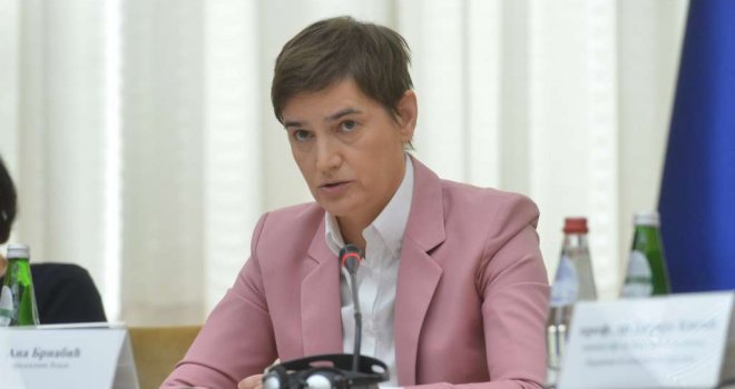 Ana Brnabić probala da odbrani Aleksandra Vučića na X-u, a bolje da nije... Od algoritma dobila odgovor: Laž!