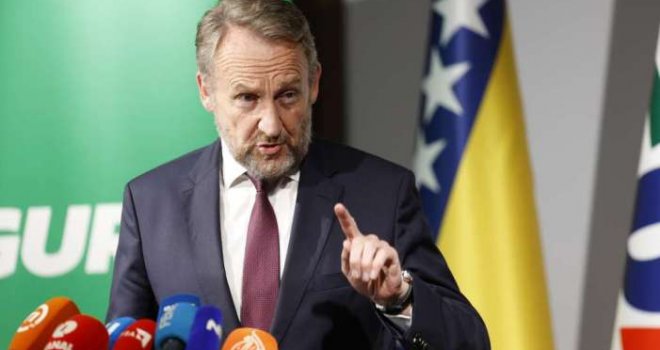 Izetbegović: Bez SDA nema stabilne parlamentarne većine, Osmorka je preuranjeno krenula u koalicije!