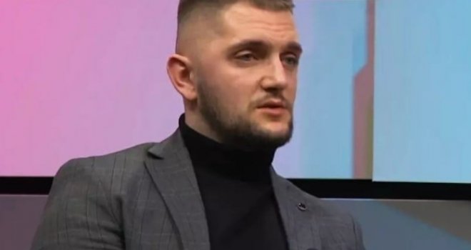 'Struka odlazi, pametni šute, budale progovoriše': Mladi politikolog napušta BiH, a evo šta je poručio pred odlazak...