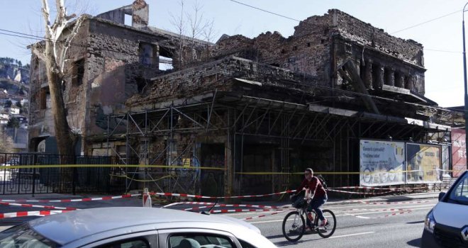 O ruševnoj zgradi na Marijin Dvoru oglasilo se Federalno ministarstvo prostornog uređenja: Odluka kad postupak bude u potpunosti proveden