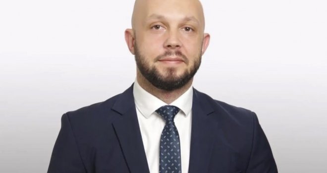 Hopovac nakon optužbi o zloupotrebi položaja: Nećete me slomiti, posao sam radio časno i pošteno