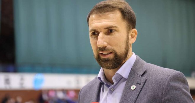 Delić: FBiH neće žuriti s uvozom stranih radnika dok imamo skoro 300.000 ljudi na birou, treba prvo iskoristiti domaće resurse