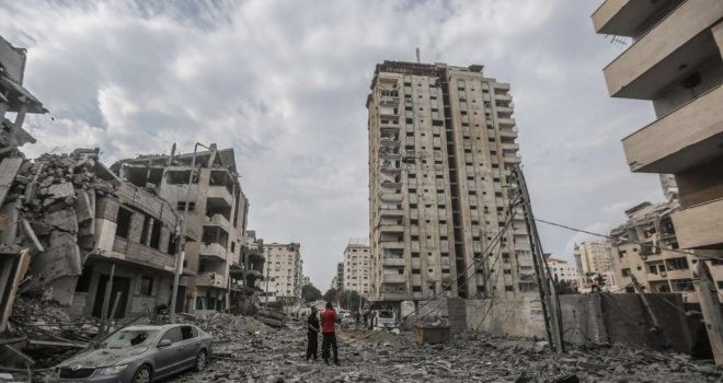 Tijela desetina ubijenih Palestinaca sa sjevera Gaze dovezena u bolnice