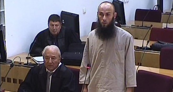 Detalji s ročišta za planiranje napada u Zenici: U pretresu kuće Mirze Kapića nađene zastave ISIL-a