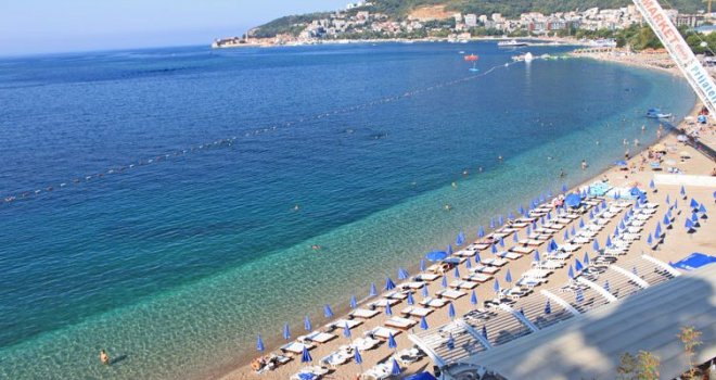 Užas na plaži: Četverogodišnjem dječaku iz Srbije stalo srce, spasila ga brza reakcija