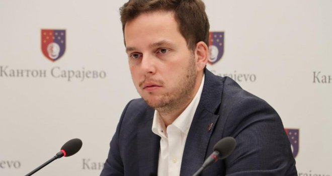 Uk se oglasio o hapšenju ministrice, pa onda najavio i poskupljenje vode
