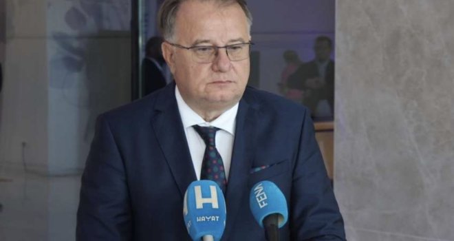 Nikšić o penzionerima: Možda se osigura jedna ili dvije značajnije jednokratne pomoći, a povećanje...