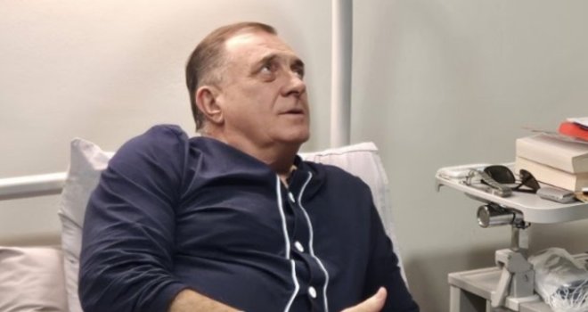 Vidno smršao: Dodik objavio prvu fotografiju nakon operativnog zahvata