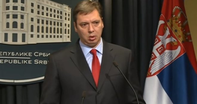 Kako to da je okružen sa 30 'kobri', a narod ga voli: Sada je jasno ko će okončati Vučićevu političku karijeru