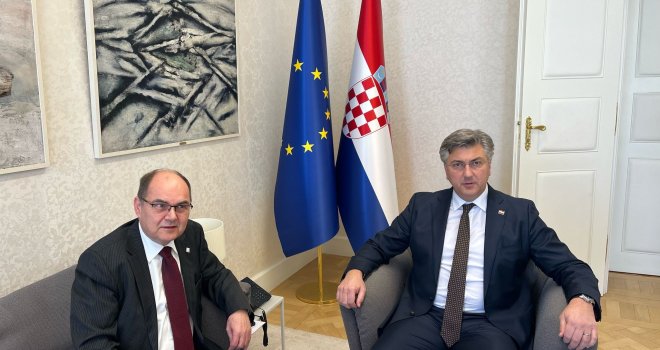 Ne koristi bonske ovlasti: Schmidt hoda po komšiluku i od susjeda traži 'moguća rješenja'