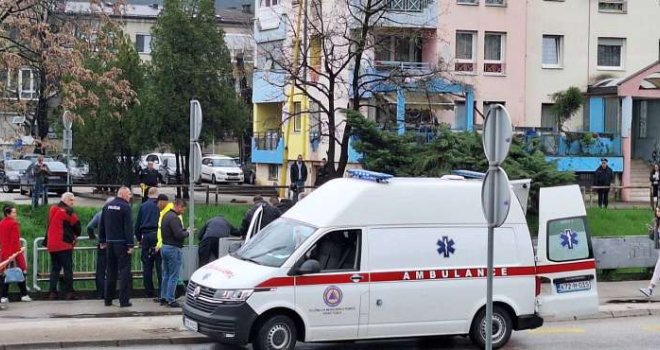 Dvojicu policajaca i još jedno lice odnijela nabujala rijeka Jala, u toku opsežna potraga