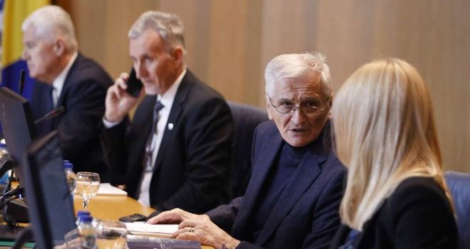 Na početku sjednice Doma naroda PSBiH rasprava o kršenju Poslovnika