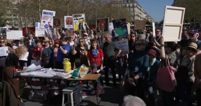 Stotine demonstranata na ulicama evropskih gradova protiv Trumpa