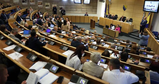 Dom naroda: Pavelka-Vuleta i Barun izabrani za sudije Ustavnog suda FBiH