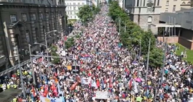 Studenti objavili da traže vanredne parlamentarne izbore u Srbiji