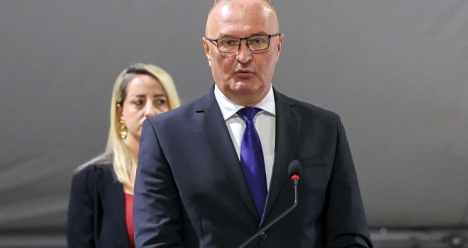 Helez: Neovlašteni dronovi letjeli su iznad objekata OSBiH, zato smo se odlučili za antidron sistem 'Kangal'! 