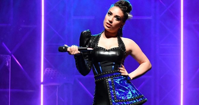 Sara Vojičić sinoć briljirala na premijeri mjuzikla  'Six ' u Zagrebu