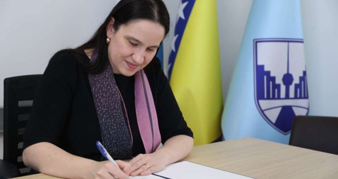 Načelnica Karić započinje projekat modernog Novog Sarajeva: Više od milion KM za obnovu fasada i sanaciju zgrada