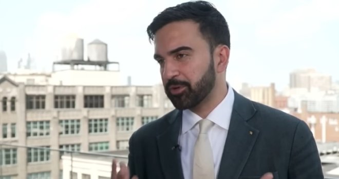 Republikanci bijesni nakon pobjede mladog muslimana u New Yorku: ' Oduzmite mu državljanstvo!'