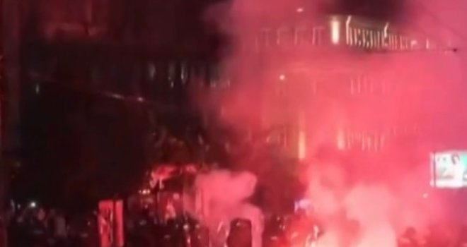 Radikalan zaokret udesno: Jesu li studenti nasjeli na Vučićevu jeftinu propagandu?! Ili su im podmetnuli?