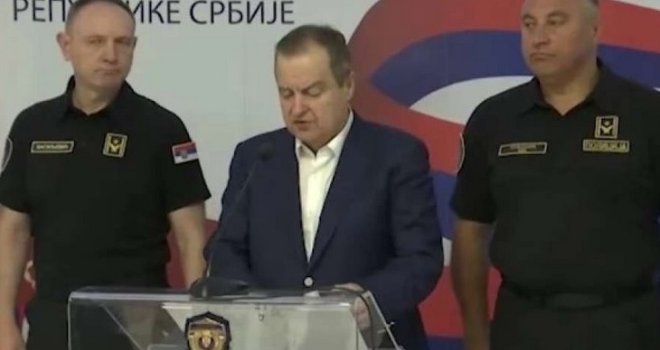 Novi haos u Srbiji, posljedjice sve gore: Ozlijeđeno 27 policajaca, oko 70-80 osoba, a najžešće je bilo u Novom Sadu