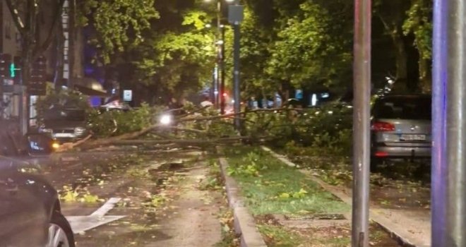 Haos u Mostaru: Kiša napravila katastrofu, voda nije pitka i preporučuje se prokuhavanje
