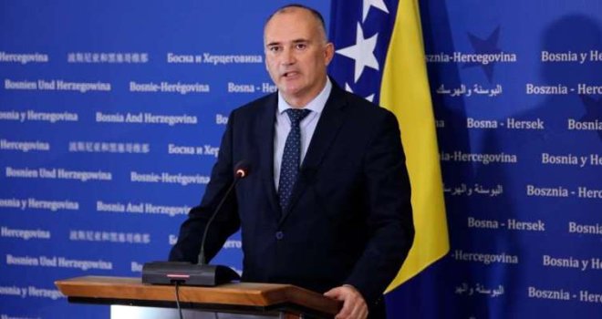 Raskol u RS-u sve veći: 'Zbog Dodikovih sankcija, BiH i srpski narod postali su taoci jednog čovjeka!'