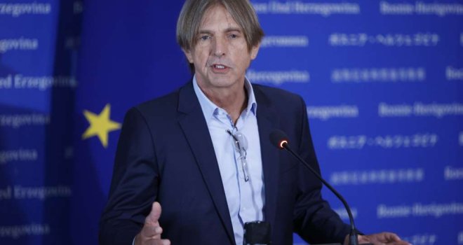 Kojović: 'Odlučio Dodik danas da građanima BiH uzme milijardu maraka, jer mu se ne sviđaju vijesti koje čita!'