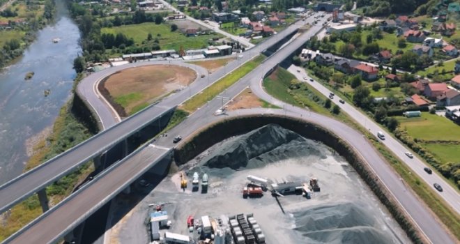 Objavljeni snimci sa gradilišta autoceste A1: Hoće li se ostvariti najave o završetku OVE dionice do kraja godine? 