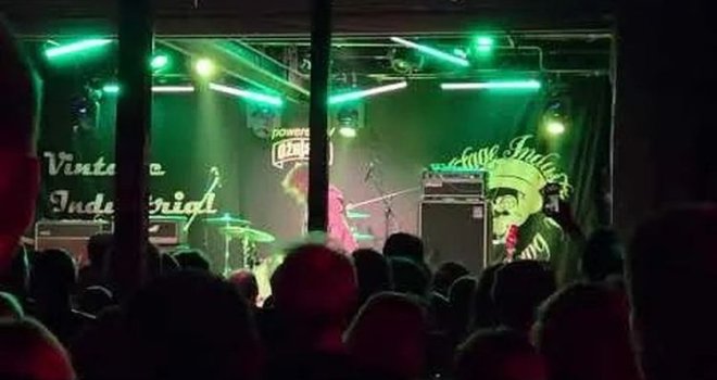 Pjevač The Lemonheadsa doživio slom u Zagrebu: Porazbijao sve čega se dokopao i prekinuo koncert